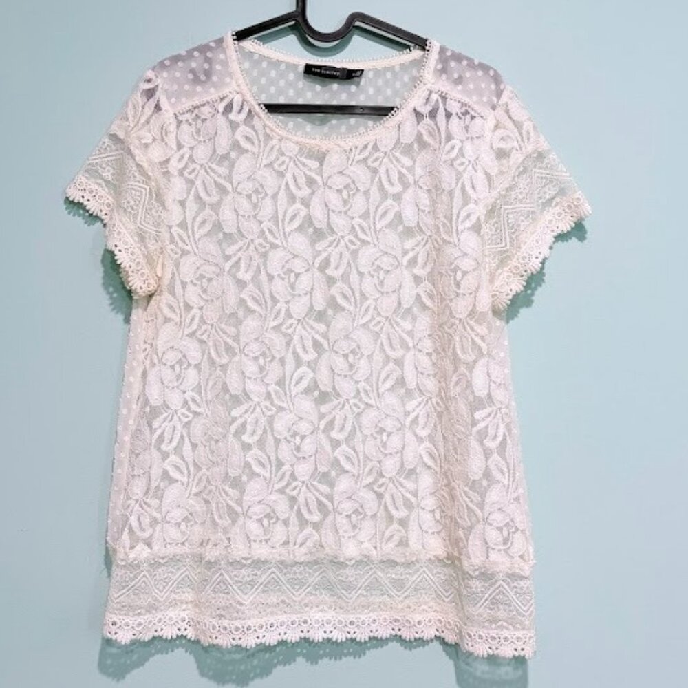 The Limited Sheer Lace Top M Floral Short Sleeve Polka Dot back